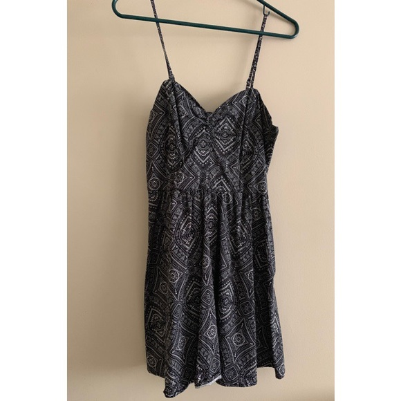 Forever 21 Dresses & Skirts - Forever 21 skater dress